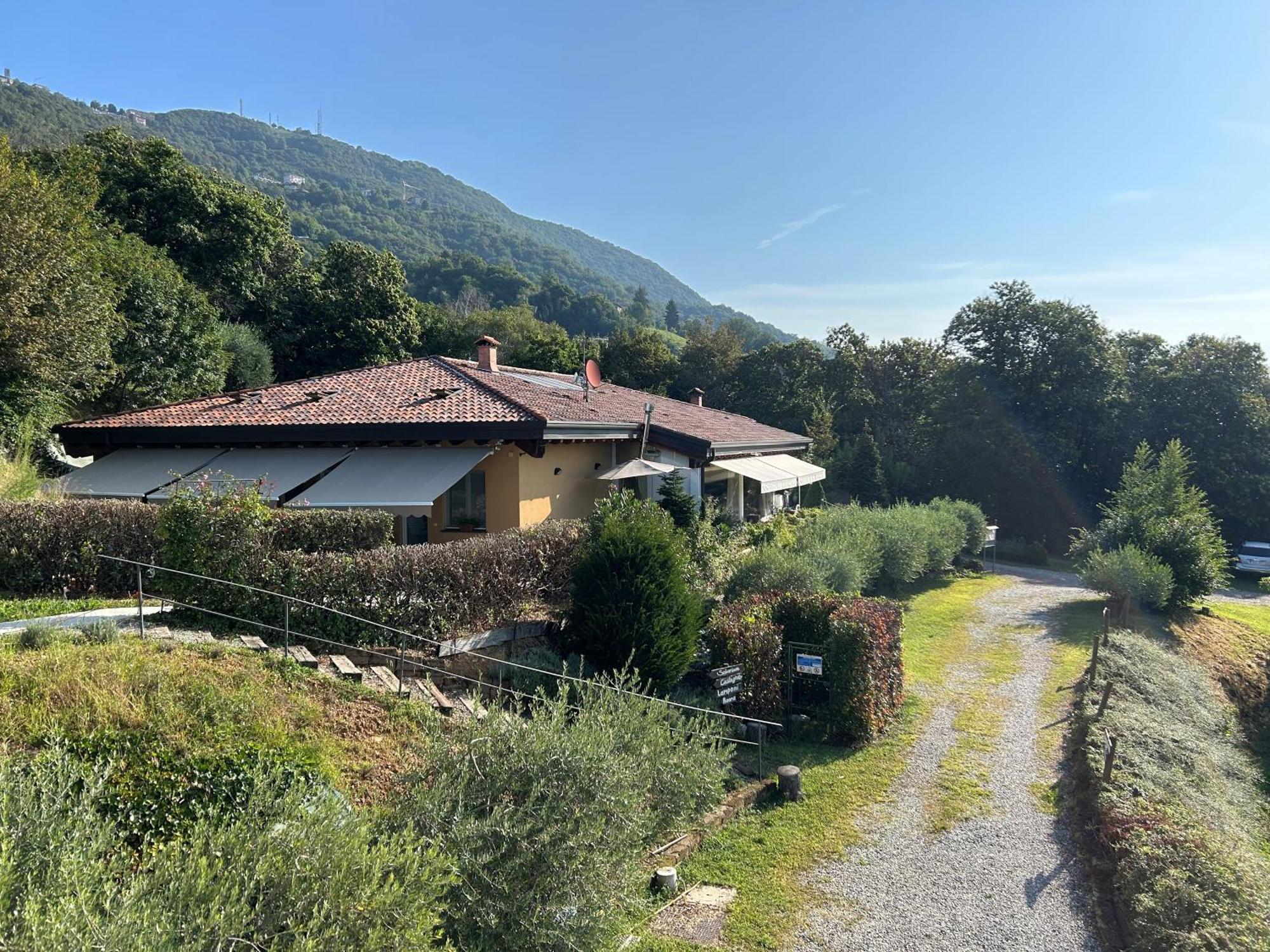 Agriturismo Al Robale Almenno San Bartolomeo ภายนอก รูปภาพ